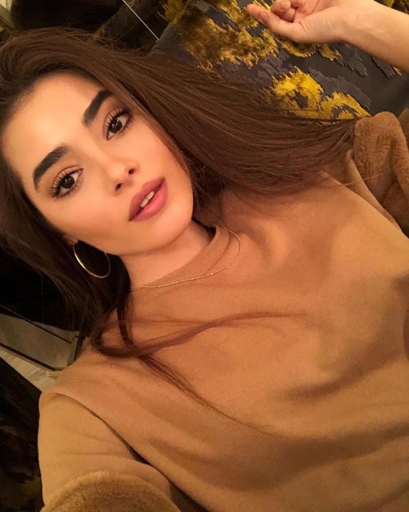 Simay Barlass. (Instagram/@simaybarlass)