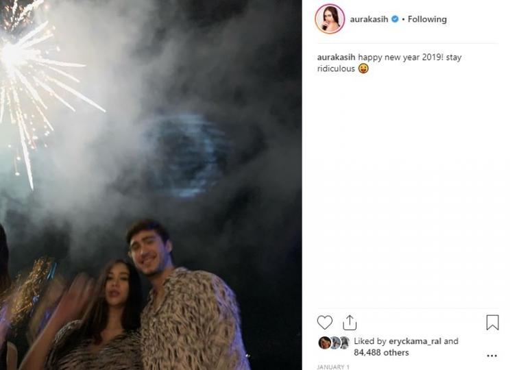 Aura Kasih dan Eryck Amaral. (Instagram/@aurakasih)