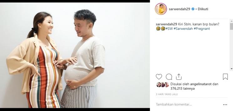 Ruben Onsu pamerkan perut buncit. (Instagram/@sarwendah29)