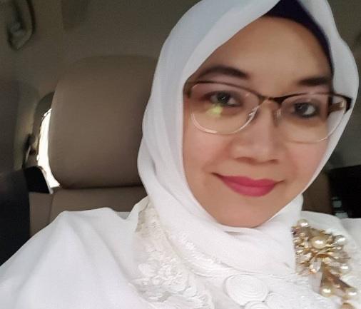 Wury Estu Handayani, istri cawapres Ma'ruf Amin yang sekaligus ketua non aktif MUI.