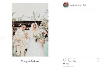 Intip 7 Kehangatan Pernikahan Randy Pangalila dan Bule Cantik