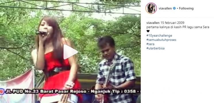 Penampilan Via Vallen 10 tahun lalu (Instagram/@viavallen)
