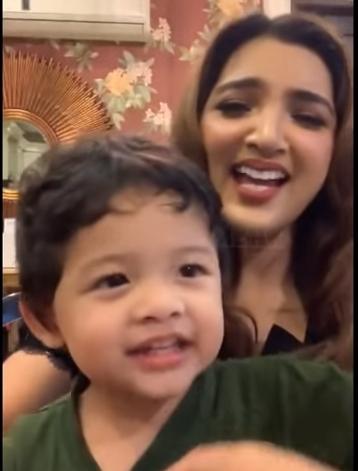 Arsyah Hermansyah dan Ashanty. (YouTube)