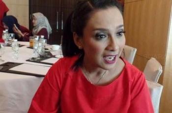 Ekki Soekarno Sadar, Shahnaz Haque: Capek Tau Nangis Berjamaah, Jewer nih!