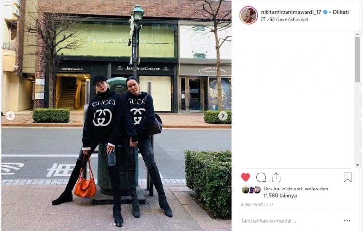 Nikita Mirzani liburan di Jepang. (Instagram/@nikitamirzanimawardi_17)