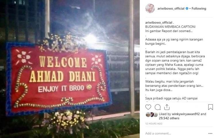 Ari Wibowo komentari sikap pengirim karangan bunga untuk Ahmad Dhani. (Instagram/@ariwibowo_official)