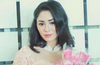 Saphira Indah dan Sang Calon Bayi Dikubur Bersamaan