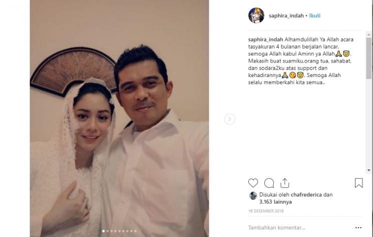 Kenangan manis Saphira Indah dan suami. (Instagram/@saphira_indah)