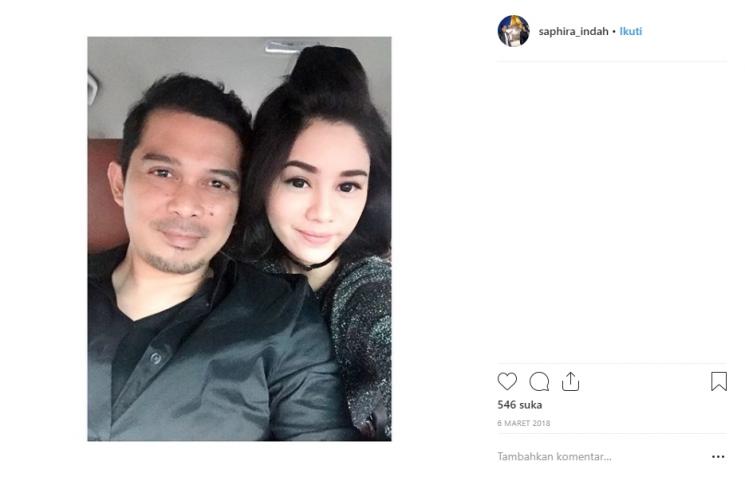 Kenangan manis Saphira Indah dan suami. (Instagram/@saphira_indah)