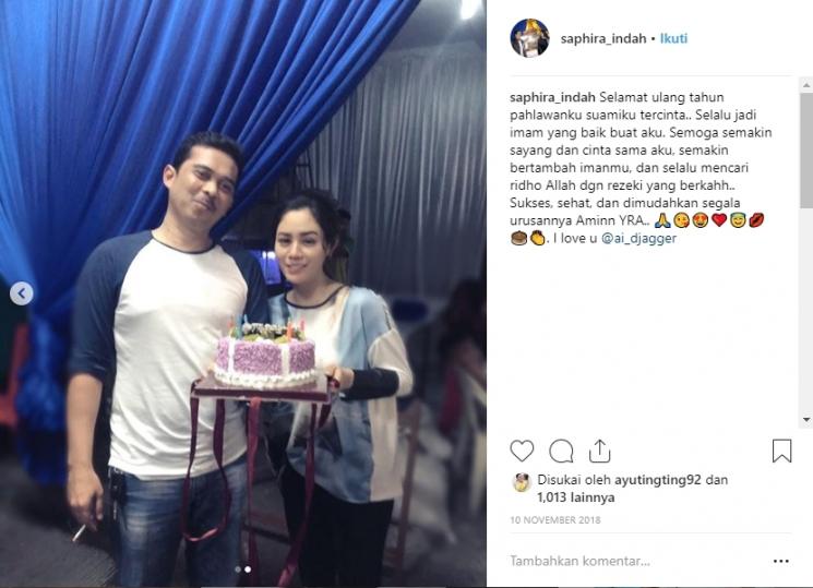 Kenangan manis Saphira Indah dan suami. (Instagram/@saphira_indah)