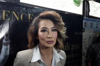 Tak Menua, Intip 5 Potret Reza Artamevia yang Semakin Menawan