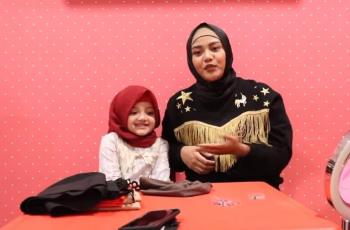 Beri Tutorial Hijab, Arsy Hermansyah Tak Sengaja Kentut