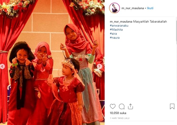 Anak-anak Ustaz Maulana usai ditinggal sang ibu (Instagram/@m_nur_maulana)