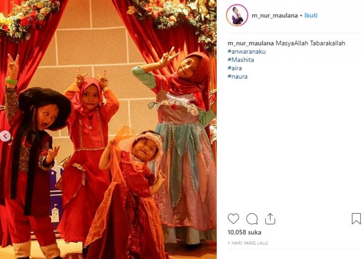 Anak-anak Ustaz Maulana usai ditinggal sang ibu (Instagram/@m_nur_maulana)