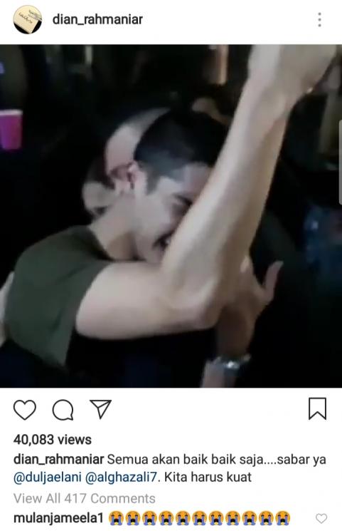 Al Ghazali nangis di Konser Reuni Dewa 19 Malaysia (Instagram/@dian_rahmaniar)
