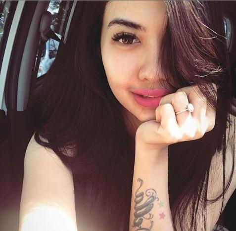 Della Perez, adik mendiang Julia Perez. [Instagram]