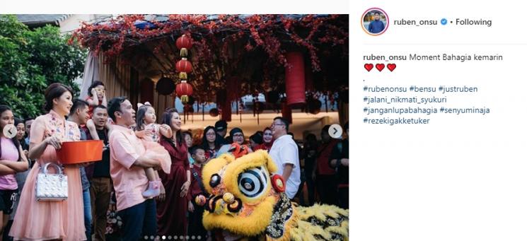 Keluarga Ruben Onsu rayakan Tahun Baru Imlek 2019. (Instagram/@ruben_onsu)