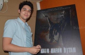 Jajal Profesi Baru, Ini 5 Pesona Maxime Bouttier Jadi Sutradara Film