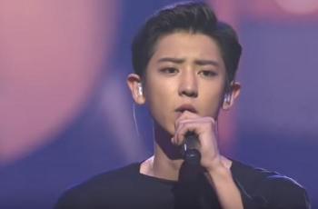 Mirip Style Dilan, Intip Chanyeol EXO Pakai Outfit Serba Denim