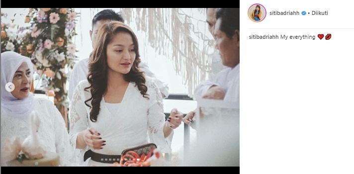 Siti Amanah, ibu Siti Badriah. (Instagram/@sitibadriahh)