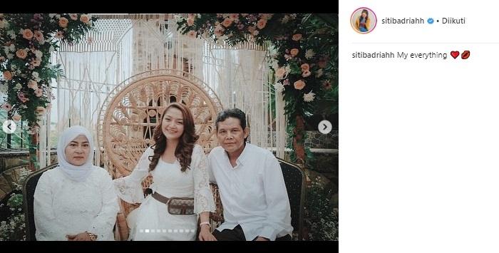 Siti Amanah, ibu Siti Badriah. (Instagram/@sitibadriahh)