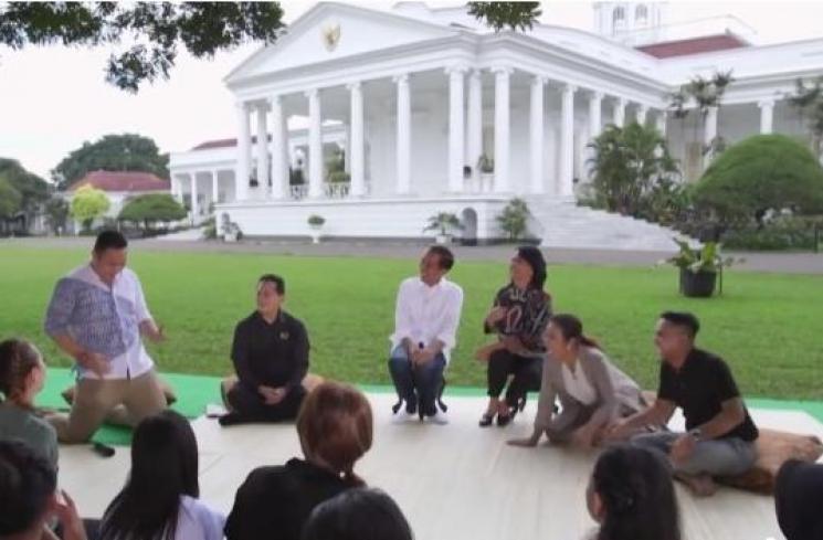 Presiden Jokowi dan Ibu Negara Iriana bersantai dengan LIDA 2019 - (YouTube/Indosiar)