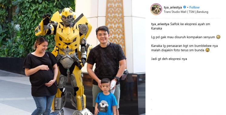 Tya Ariestya dan Keluarga (Instagram/@tya_ariestya)