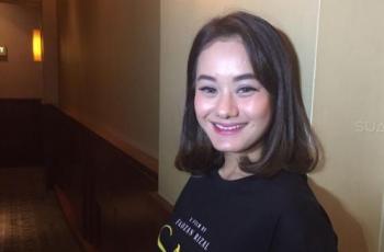 Bak Pinang Dibelah Dua, Intip Potret Dinda Hauw saat Foto Bareng Melody Laksani!