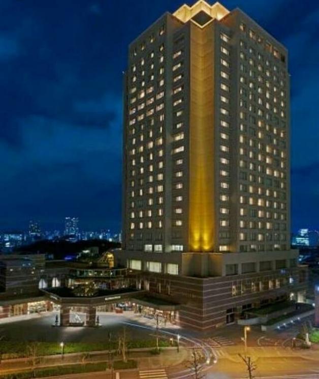 Hotel Westin Tokyo tempat Syahrini - Reino Barack menginap. [Instagram]