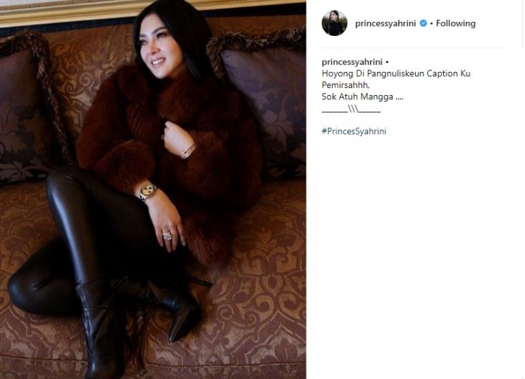 Syahrini. (Instagram/@princessyahrini)