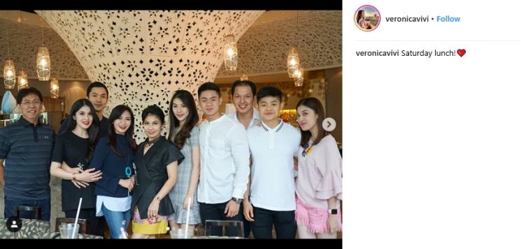 Puspa Dewi dan Menantunya (Instagram/@veronicavivi)