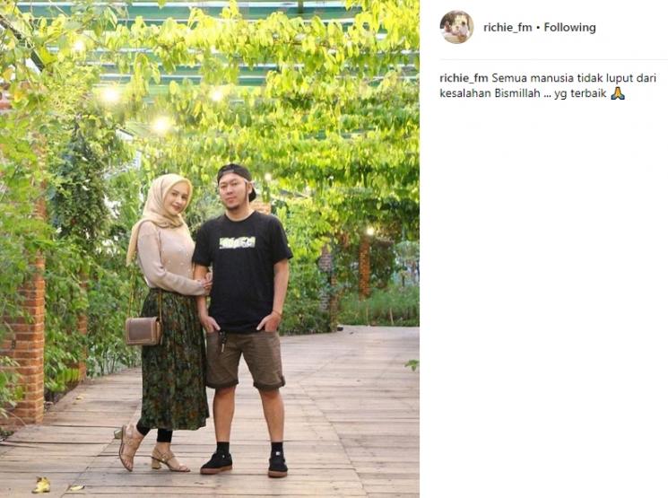 Richie Five Minutes dan istri. (Instagram/@richie_fm)