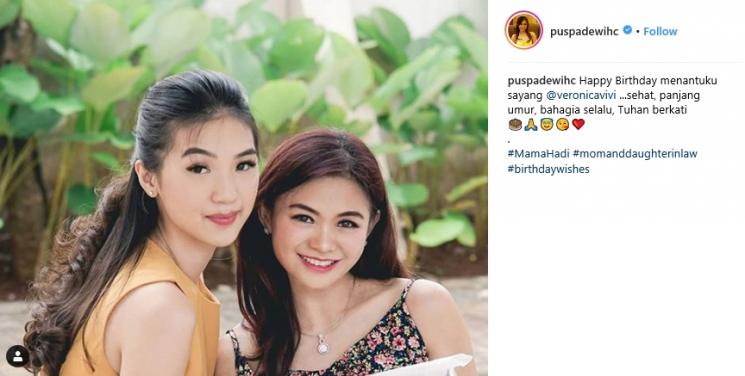 Dijuluki Nenek Cantik, 5 Potret Cantik Puspa Dewi dan Menantunya