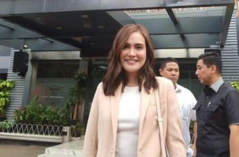 Shandy Aulia Berhijab di Acara Bukber Keluarga, Cantik Banget!