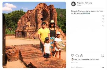 Penampilan Feby Jabrik dalam balutan holiday look (Instagram @febjabrik)