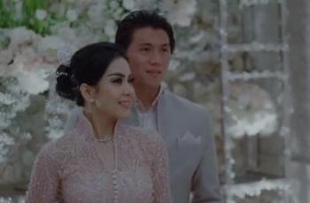 Mengharukan! Intip 5 Foto Acara Sungkeman Syahrini dan Reino Barack