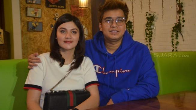 Billy Syahputra dan Hilda Vitria (Suara.com/Wahyu Tri Laksono)