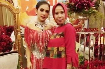 Wow! Intip 5 Potret Liburan Rina Zaelani, Kakak Sambung Syahrini Saat di Jepang
