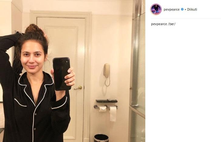 Pevita Pearce bangun tidur. (Instagram/@pevpearce)