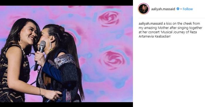 Rezza Artamevia mencium pipi sang putri. (Instagram/@aaliyah,massaid)