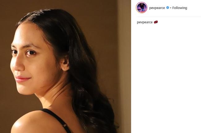Pevita Pearce tampil fresh tanpa makeup. (Instagram/@pevpearce)
