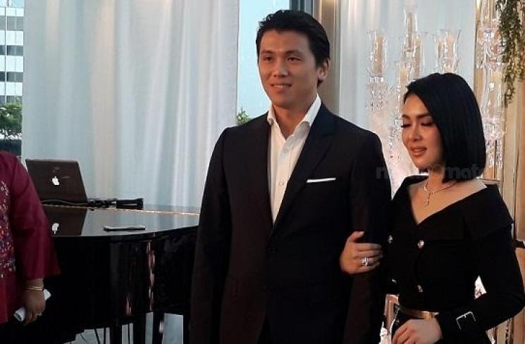 Minggu (10/3/2019) Syahrini dan Reino Barack akhirnya blak-blakan soal pernikahannya. [Ismail]