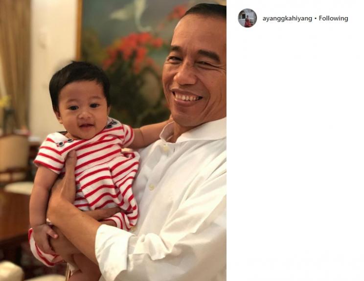 Jokowi dan Sedah Mirah. (Instagram/@ayanggkahiyang)