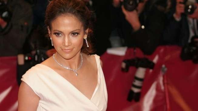 Jennifer Lopez (Shutterstock)