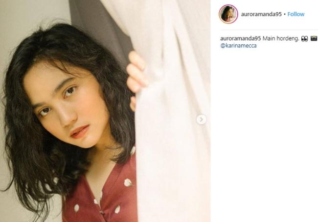 Tampilan memikat Rachel Amanda. (Instagram/@auroramanda95)