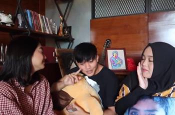 4 Potret Mesra Rizky Febian dan Pacar, Kompak dan Serasi Abis