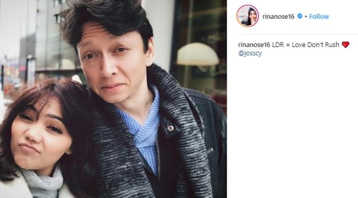 Rina Nose dengan sang tunangan, Josscy. (Instagram/@rinanose16)