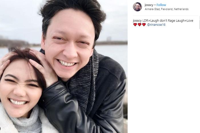 Rina Nose dengan sang tunangan, Josscy. (Instagram/@josscy)