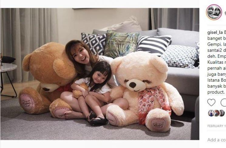 Gisella Anastasia dan Gempita Nora Marten. (Instagram/@gisel_la)