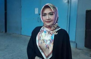 Eddies Adelia Nikah Lagi dengan eks Suami, Ini Hukumnya Menurut Islam